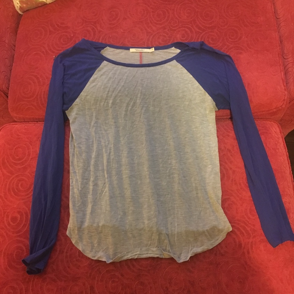 Baseball tee